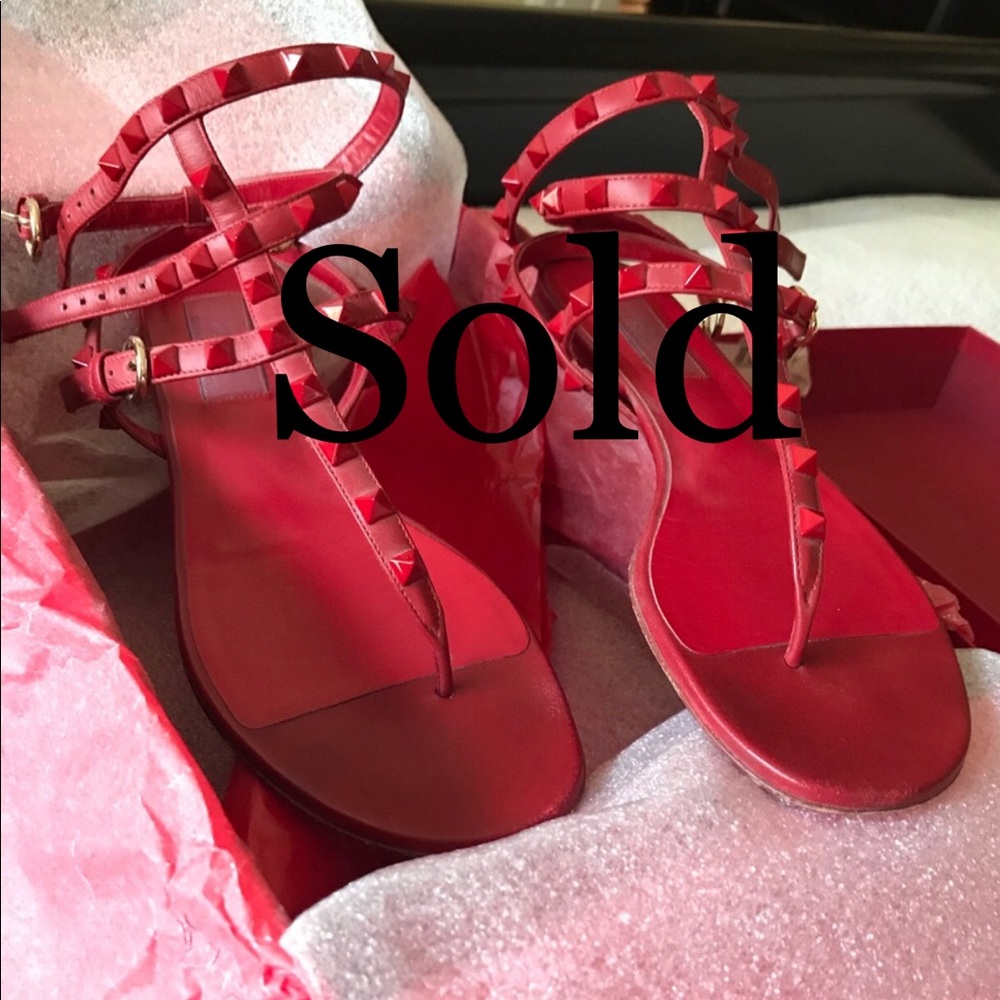 Rockstud sandals ♥️